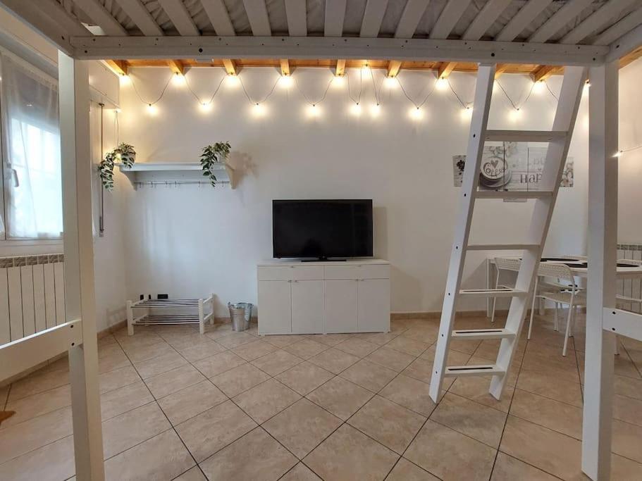 Smile Home! Graziosa Casa Con Parcheggio E Giardino Bovísio-Masciago Milanese Esterno foto